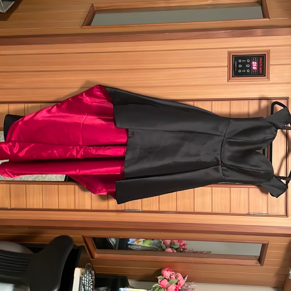Hi-low Hem Formal Dress